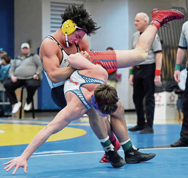 Pair of WPIAL champs lead way for Quaker Valley wrestling team