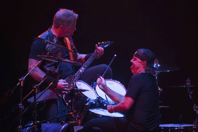 4781124_web1_GTR-Metallica01-101918