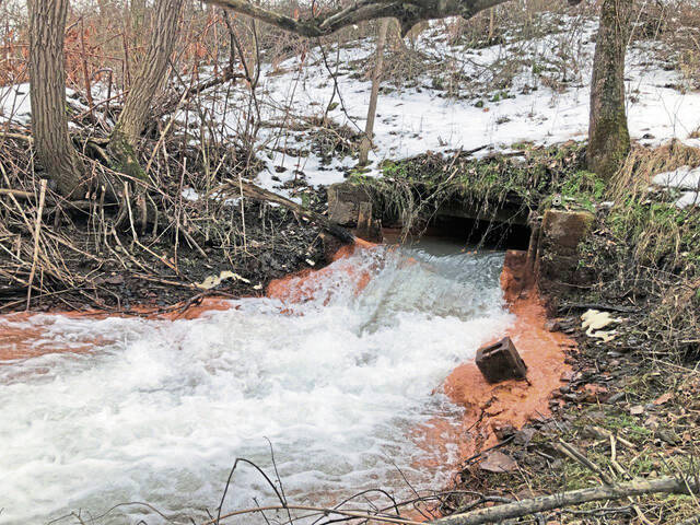 4733240_web1_Crabtree-Creek-pollution