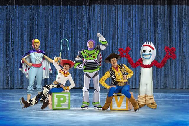 4801907_web1_PTR-DisneyIce-20