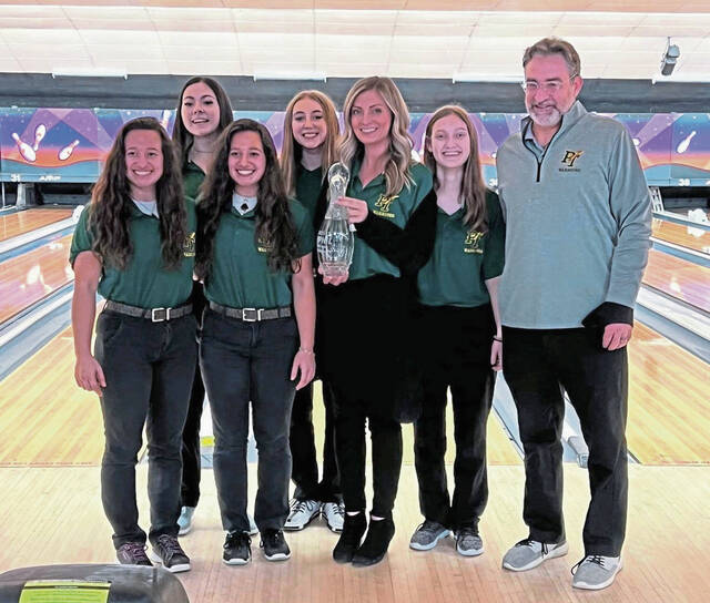 After taking WPIBL girls team title, Penn-Trafford bowlers head to regionals