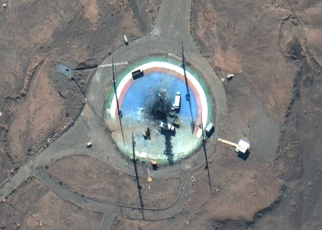 4806574_web1_4806574-7ecced8fb5a94de9a16a98e6092f8bae