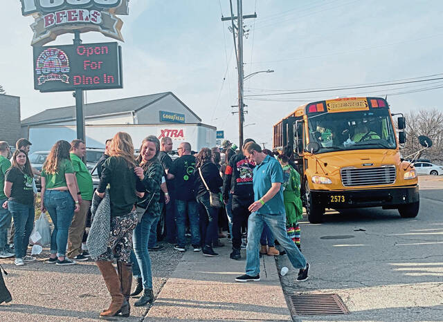 4815299_web1_vnd-barcrawl09-030622