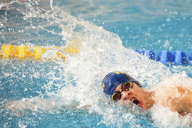 4819514_web1_gtr-WPIAL2Aswim101-030522