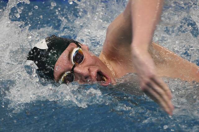 4819514_web1_gtr-WPIAL3Aswim017-030422