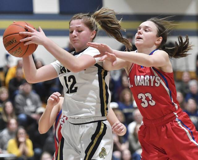 Knoch girls win 1st PIAA playoff game in program history