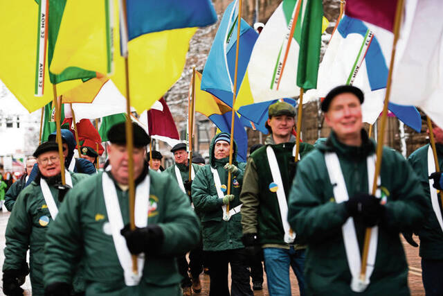 4839594_web1_ptr-StPatsParade4-031322