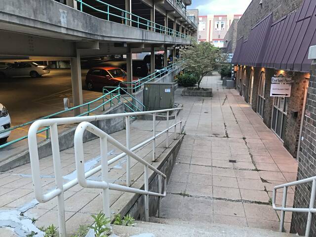 4846535_web1_gtr-Latcourtyard-072920