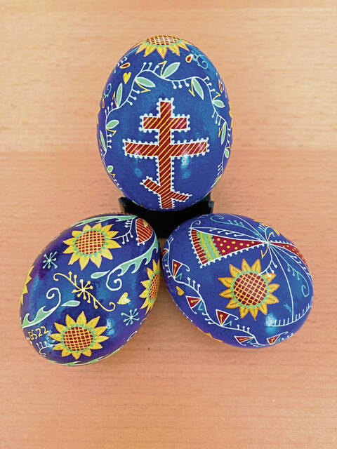 4847869_web1_gtr-pysankyegg