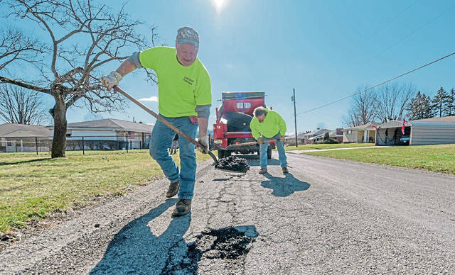 4861185_web1_gtr-potholeseason-030122