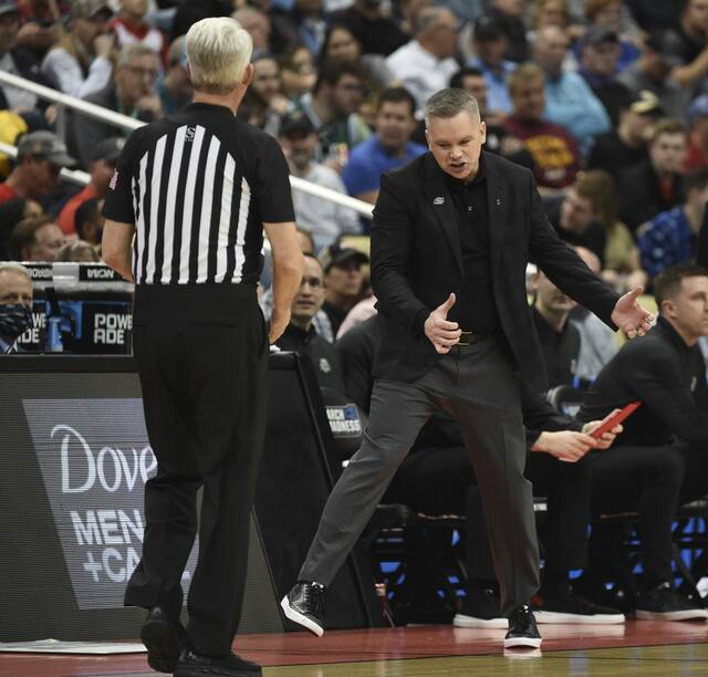 4861469_web1_ptr-OhioStLoyola15-031922