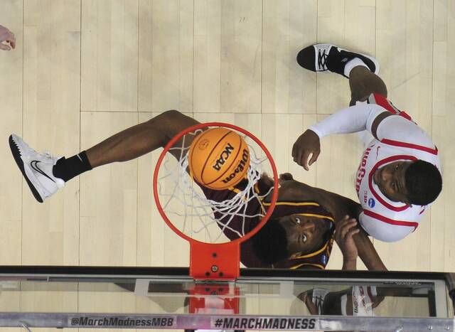 4861469_web1_ptr-OhioStLoyola17-031922
