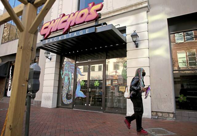 4864788_web1_AP22078699911139