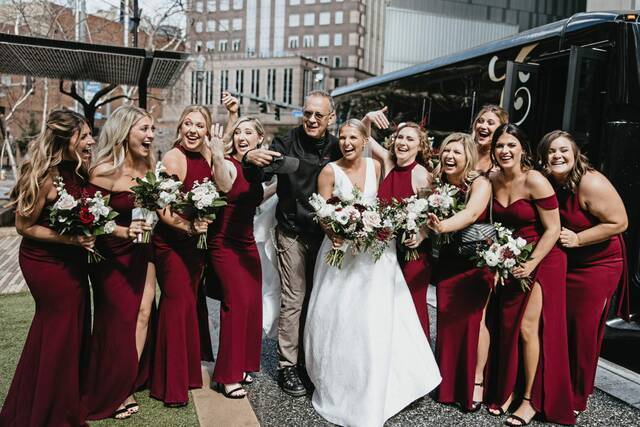 4868805_web1_ptr-tomhankswedding-4