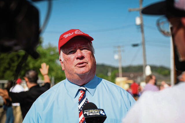 4869902_web1_gtr-MurryTrumpRally4-082320