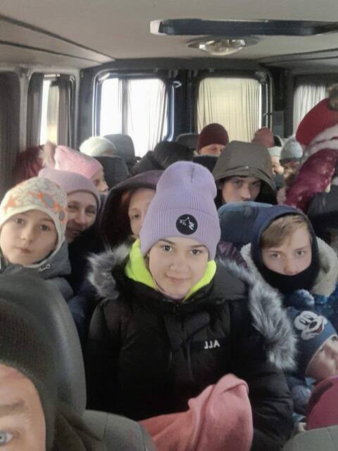 4874851_web1_Ukrainians-refugees