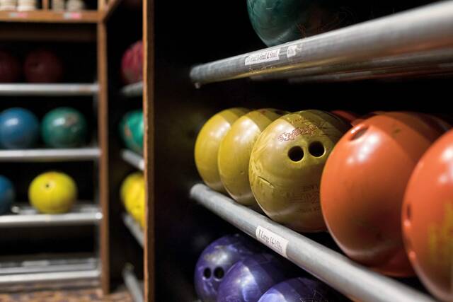 Norwin notebook: Girls bowling team reaches playoff round at states