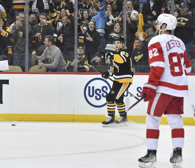4890091_web1_ptr-PensRedWings05-032822