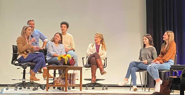 4892082_web1_sm-StoryTellers-042822