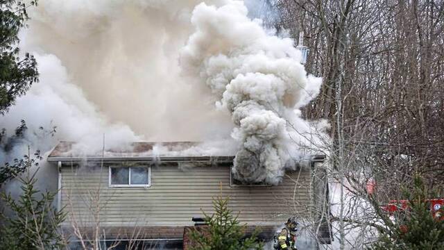 4892090_web1_ptr-robinsonfire01-032922.jfif