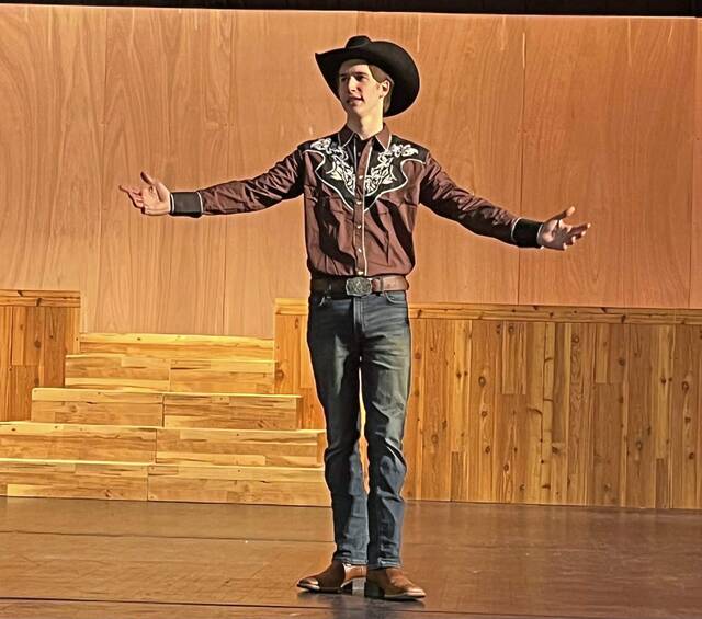 4907237_web1_vnd-leechburgmusical-040222