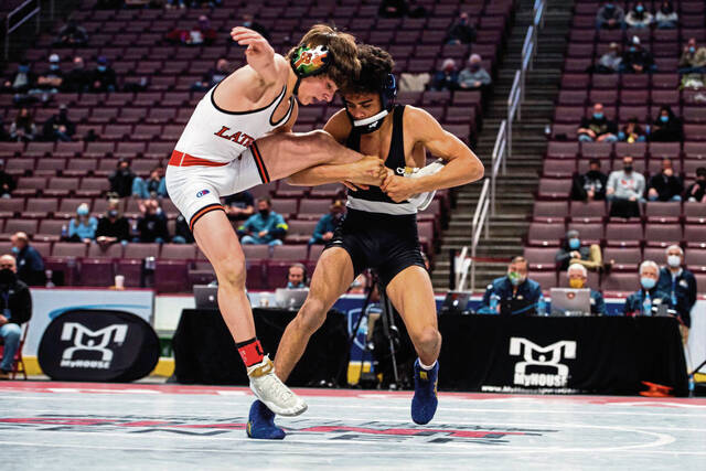 PIAA wrestling committee considering WPIAL proposal to change state qualifying process