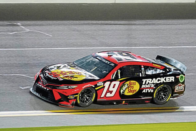 4908926_web1_gtr-truex-040222