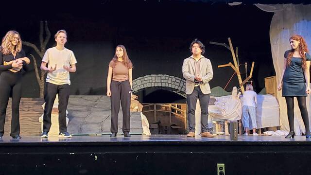 4921370_web1_hj-hamptonmusical-041422-3