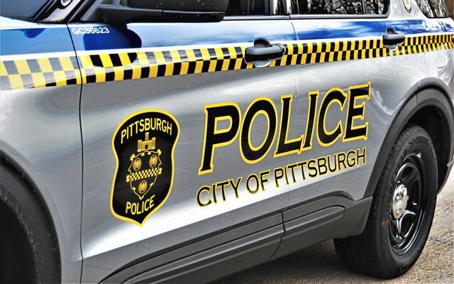 4931645_web1_WEB-pittsburgh-police-B