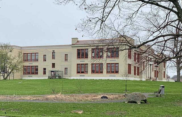4937510_web1_vnd-raingarden-041322--1-