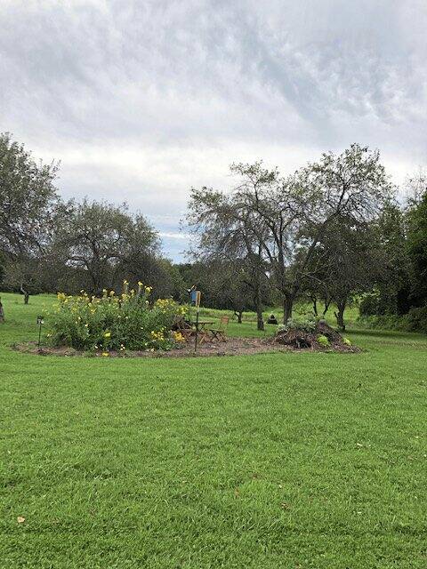 4939660_web1_HTH-SensoryGarden-2