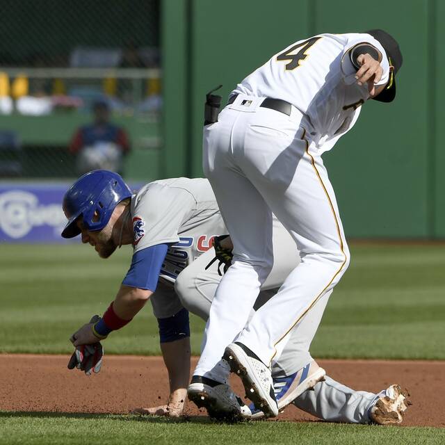 4941644_web1_ptr-BucsCubs17-041322