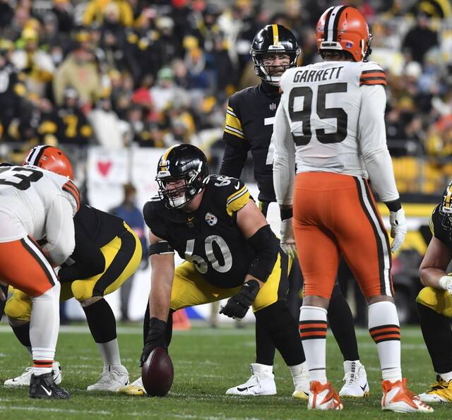 4942303_web1_ptr-Steelers22-010322