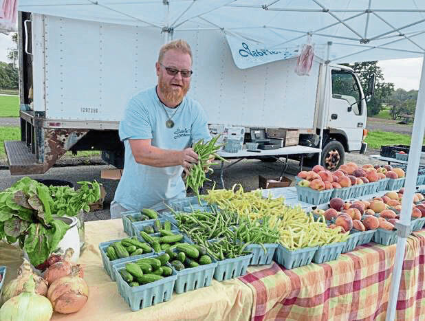 4967684_web1_hj-farmmarket3-072921