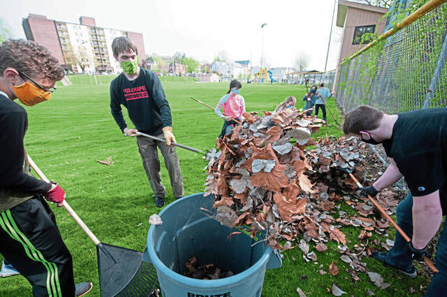 4969119_web1_her-lo-blawcleanup01-050621