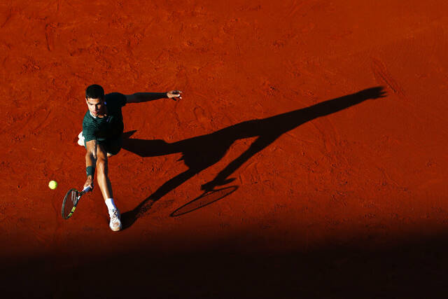 4982463_web1_AP22114640147732