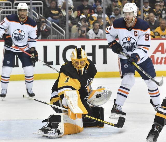 4988472_web1_ptr-PenguinsOilers10-042722