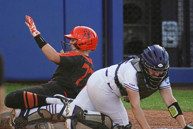 Former South Fayette softball player Lauren Bernett dies