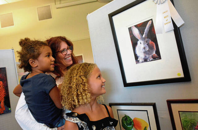 4992021_web1_php-artsfestival1-080218