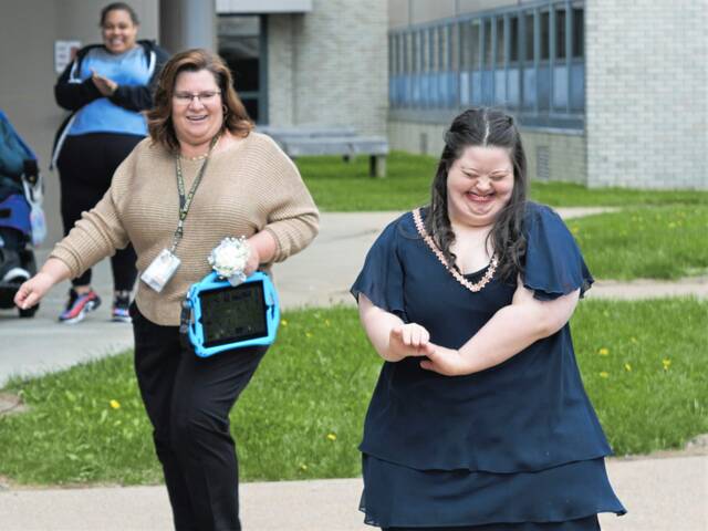 4997324_web1_te-gatewayprom-050522-8