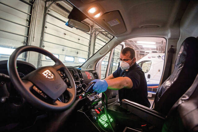 4983831_web1_gtr-ambulancevirus-3-121320 4983831_web1_gtr-ambulancevirus-3-121320