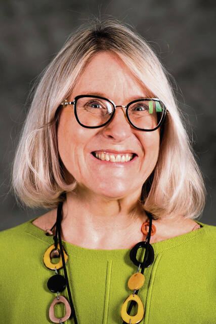 5004209_web1_mug-deb-erdley