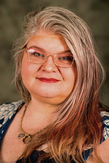 5004209_web1_mug-lori-falce