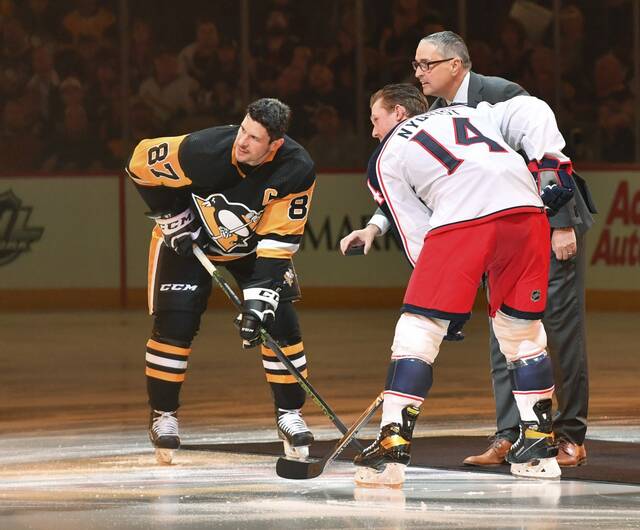 5008543_web1_ptr-PeguinsBlueJackets02-043022
