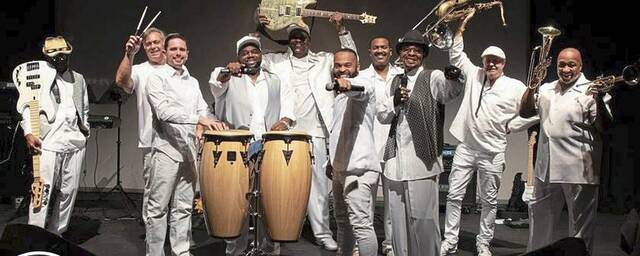 5009168_web1_her-aspconcerts-051222