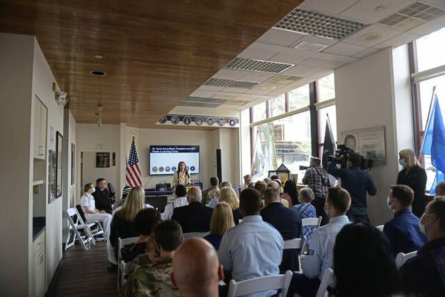 5009299_web1_PTR-ArmedForcesCenter306-050322