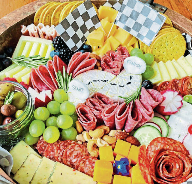 5010897_web1_gtr-charcuterie-050822-4