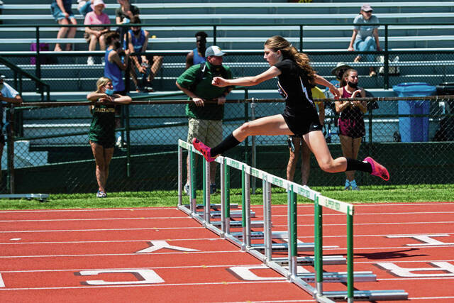 Quaker Valley runners collect medals during strong season