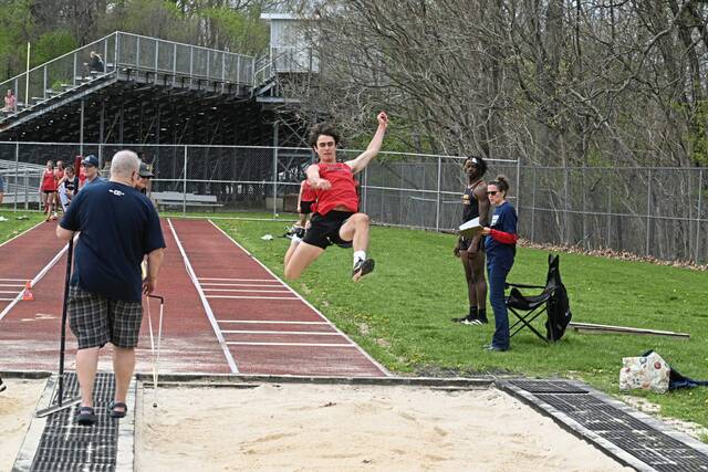 First-year athletes finding success for Fox Chapel track and field team