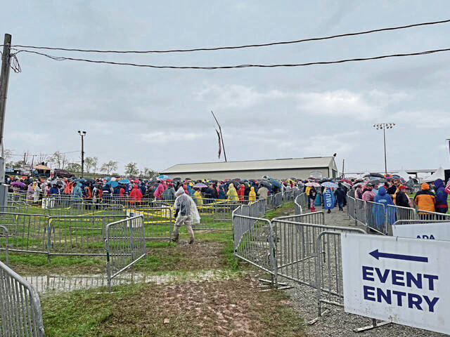 5025948_web1_gtr-TrumpOzrally-20220506_0666